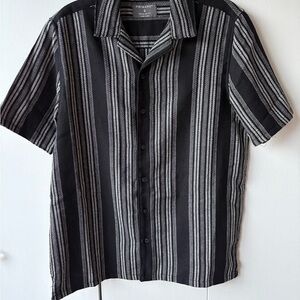 Men’s Primark Black & White textured Stripe Short-Sleeve Button-Up Shirt Sz S